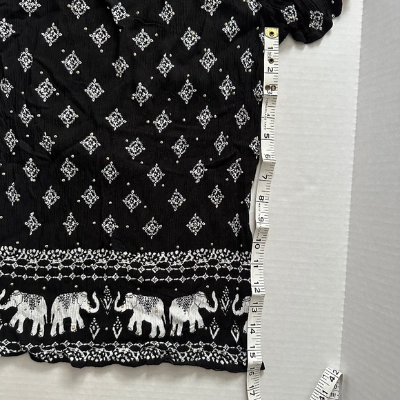 INC International Concepts black and white elephant blouse - Picture 5 of 6